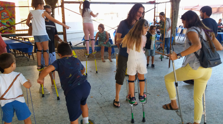 Tardes en família: taller de xanques