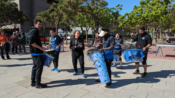 Festes del barri Sant Jordi-Ribera Baixa: batucada