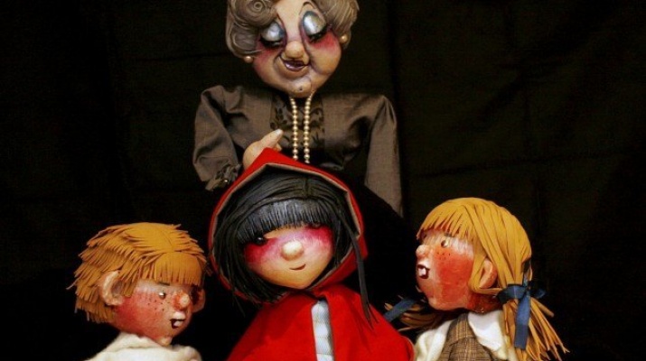 Cas caputxeta Cas caputxeta