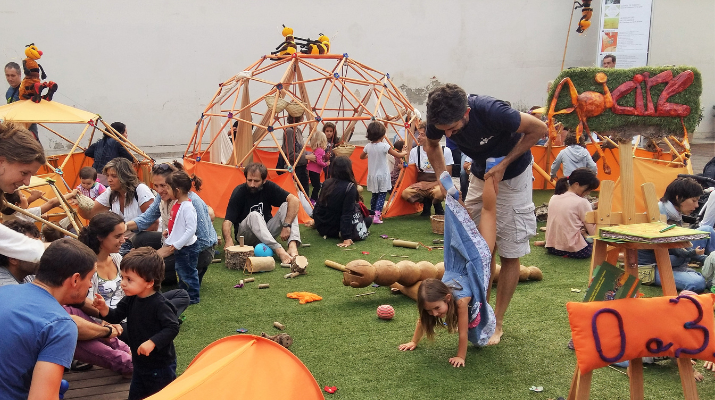 Apicirc Cia. Pèssic de Circ