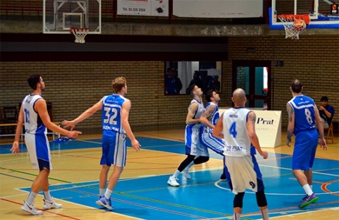Partit entre el CB Prat i el Marín.