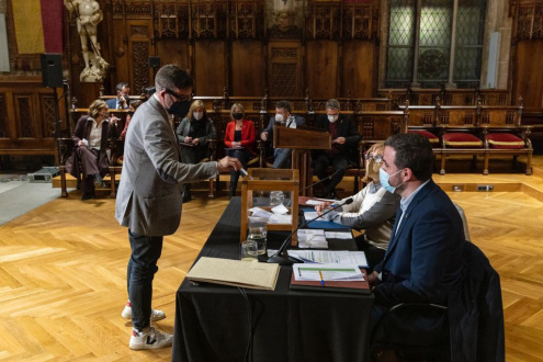 consell governs locals