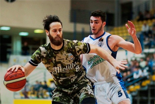Partit entre el Melilla i el CB Prat. (FOTO: CB Prat) 