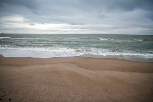 Mar moguda a la platja del Prat