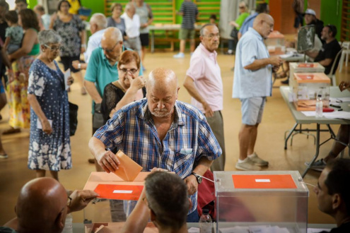 Eleccions generals 2023 obertura de col·legis