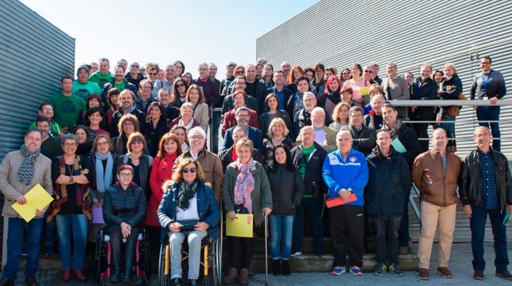 Foto de grup de les persones participants a la Conferència Ciutadana. Foto de grup de les persones participants a la Conferència Ciutadana.