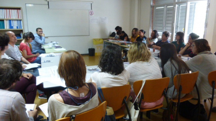 Reunió de la xarxa d’alfabetització del Pla Educatiu d’Entorn de Sant Cosme. Reunió de la xarxa d’alfabetització del Pla Educatiu d’Entorn de Sant Cosme.