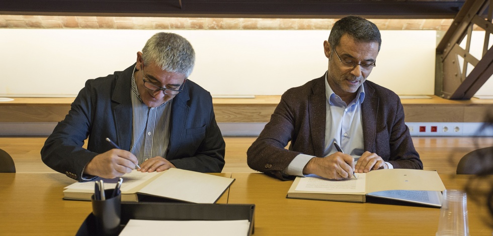 Signatura d'un conveni amb la Fundació Cívica Esperanzah per promoure l’economia social i solidària