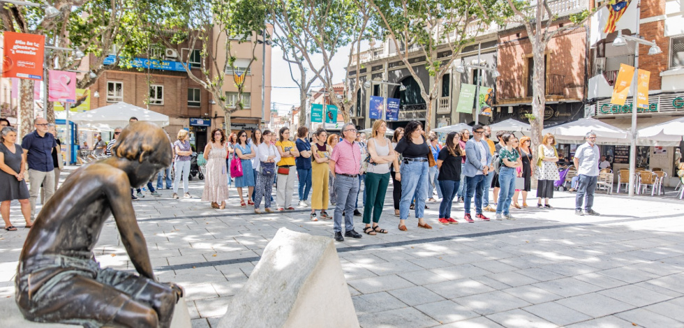 Minut silenci feminicidi Cornellà