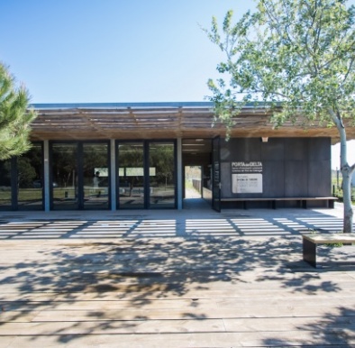 Can Camins. Oficina de Turisme